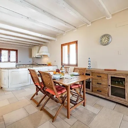 Ferienwohnung In Mit Grosser Terrasse * Cala Gonone