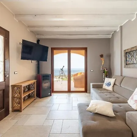 Ferienwohnung In Mit Grosser Terrasse Apartman